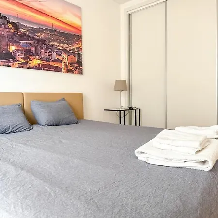 Sonhos With Large Terrace Apartman